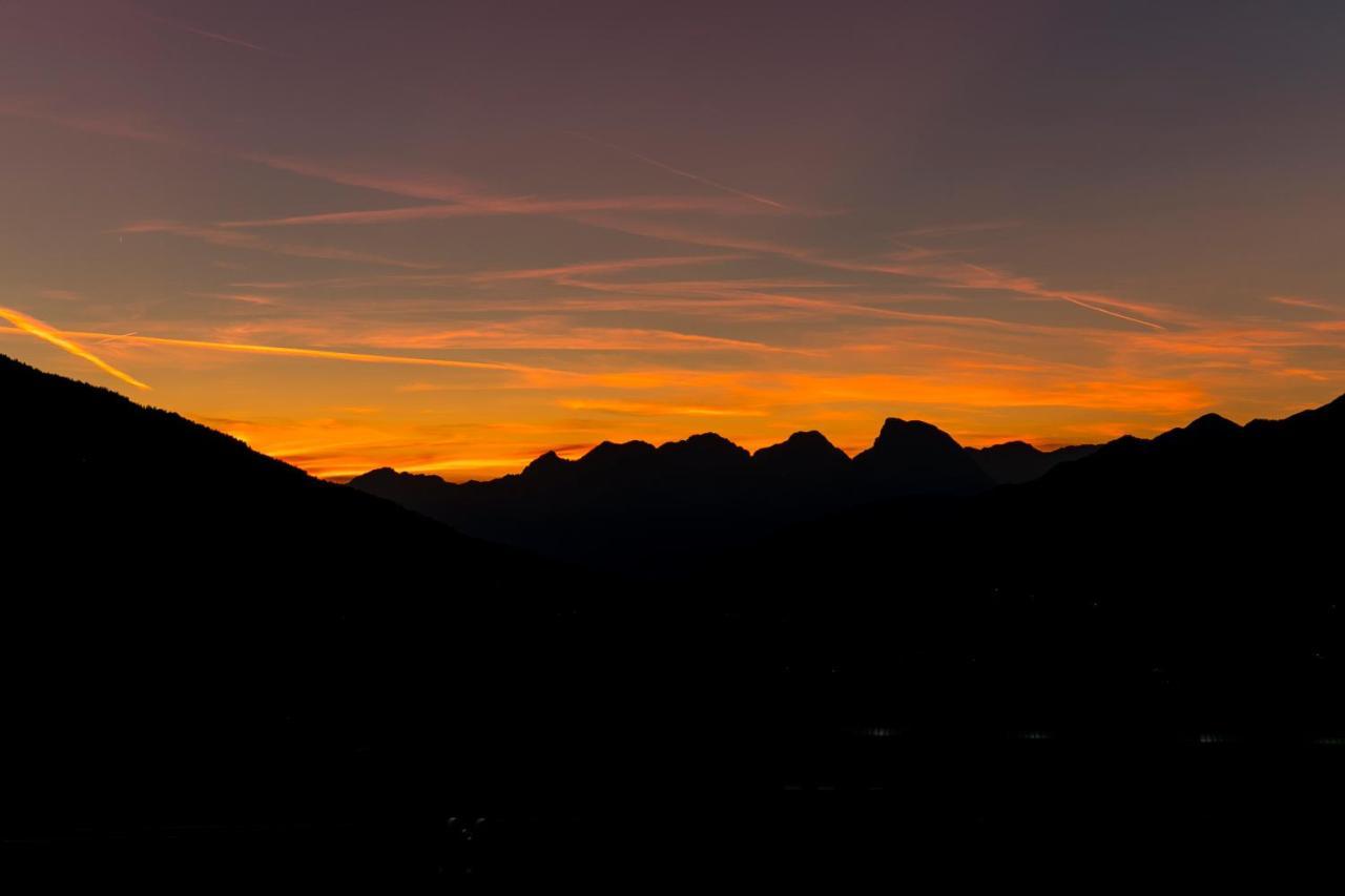 Apartment Wiesenhof - Natur & Weitblick Ueber Innsbruck - Ladestation Fuer Elektroautos 外观 照片