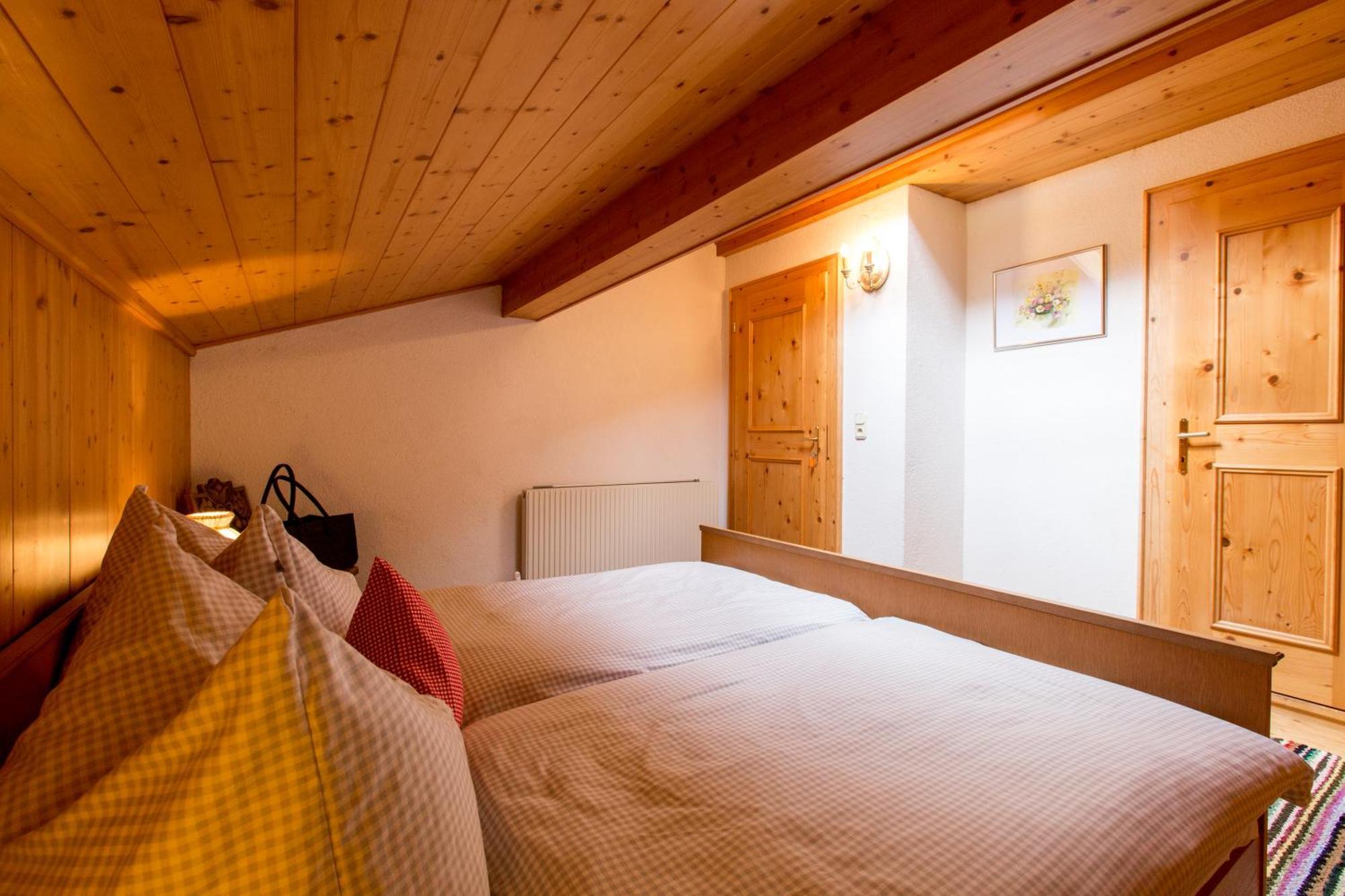 Apartment Wiesenhof - Natur & Weitblick Ueber Innsbruck - Ladestation Fuer Elektroautos 外观 照片
